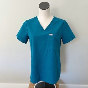 Figs Technical Collection Catarina Short Sleeve One-pocket Scrub Top Teal S